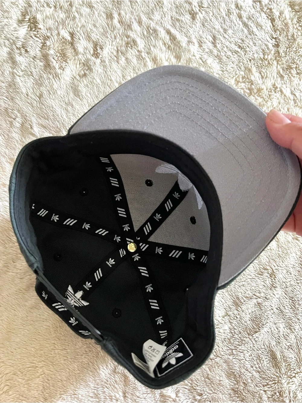 ADIDAS Boy's Black & White Hat Size Youth